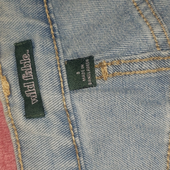 Wild fable high waisted denim shorts size 8 - Picture 2 of 3